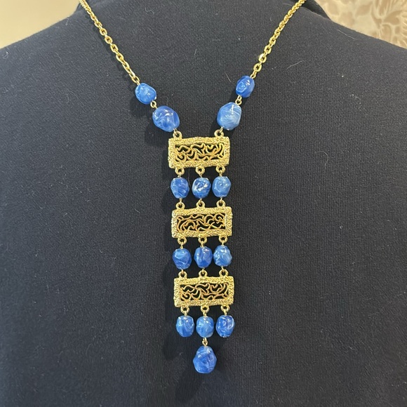 Pretty vintage blue bead, Art Deco style necklace - Picture 9 of 12